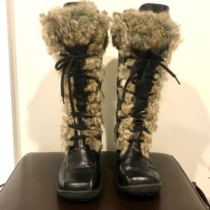 Wool-Lined Fur Black Winter Boots